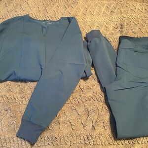 Mandala Dusty Blue Scrub Set